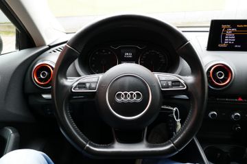Fahrzeugabbildung Audi A3 Sportback Ambition aus 1. Hand