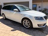 Skoda Octavia 2.0 TDI DSG Joy Combi Joy - Skoda Octavia Joy mit Diesel-Antrieb