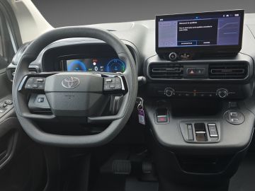 Toyota Proace City - 8
