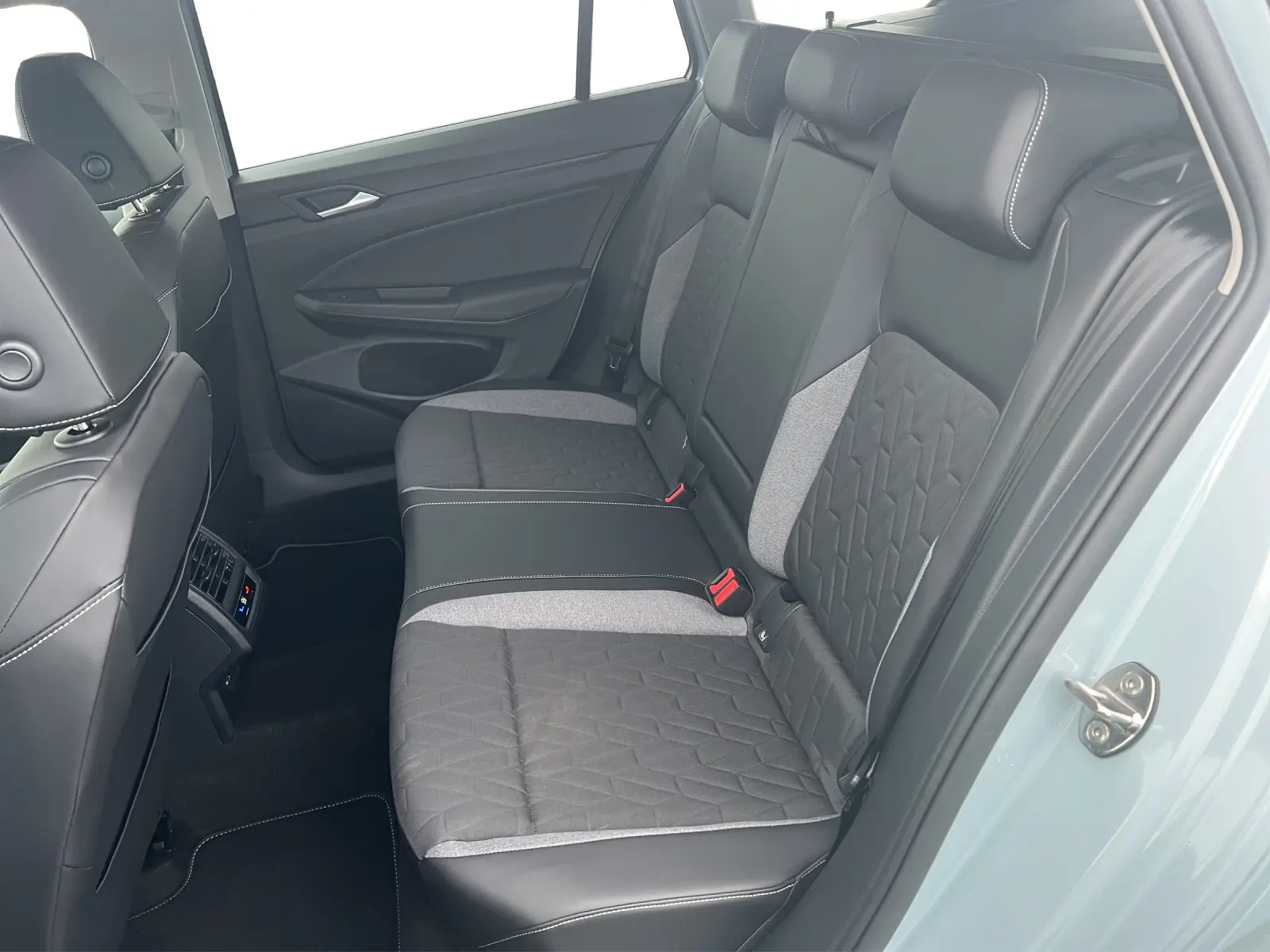 Volkswagen Golf Variant Life "Goal" 2.0 l TDI DSG LED AHK, миниатюра 11