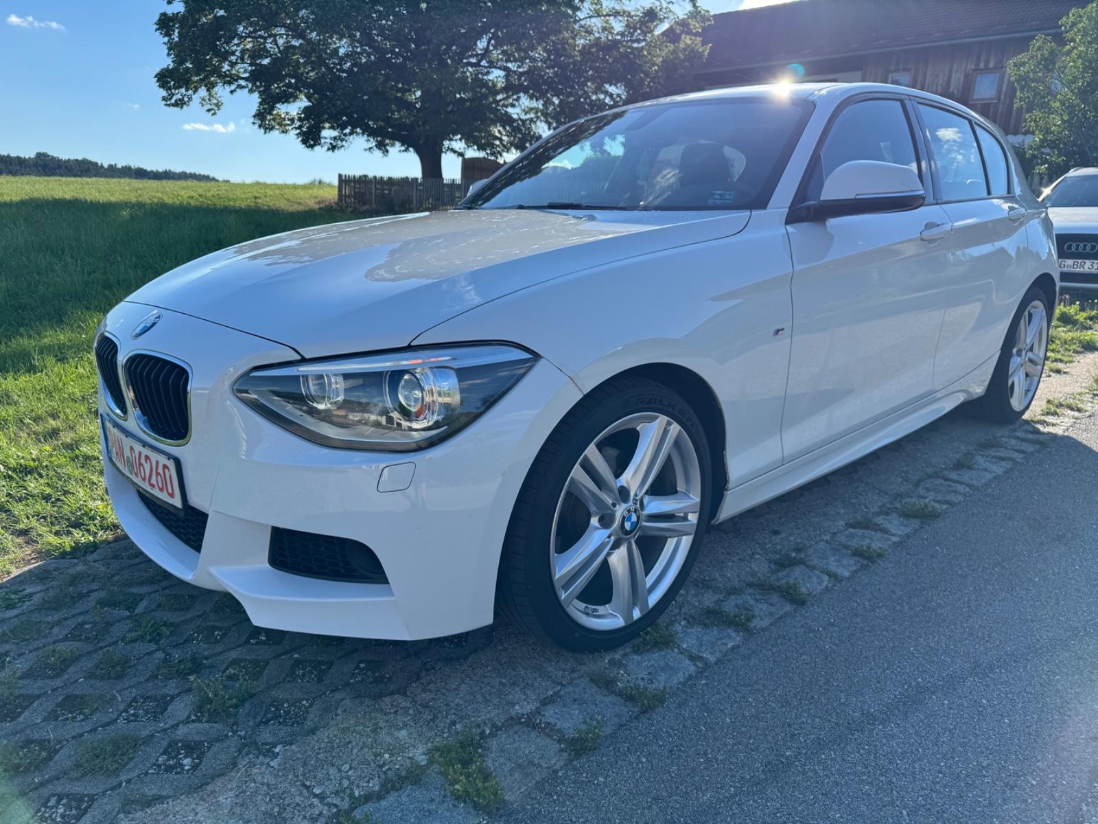 BMW 118d  X-DRIVE*M-SPORTPAKET*NAVI*TEMPO*SHZ*Xenon*