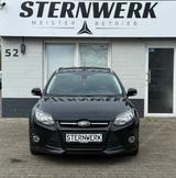 Ford Focus Turnier Champions Edition/S.Heft/Navi/PDC - Ford Focus aus 2012 mit Diesel-Antrieb: Kombi