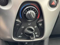 Fahrzeugabbildung 108 TOP Active KLIMA+FALTDACH