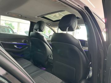 Mercedes E 220 - 10