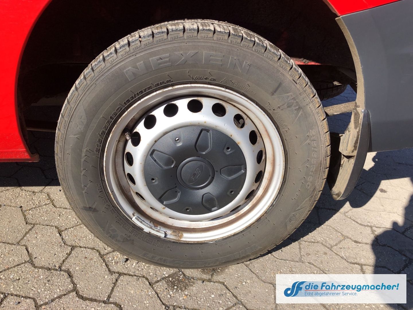 Fahrzeugabbildung Ford Transit Custom Kombi 300 L1 2.2 TDCi *2291