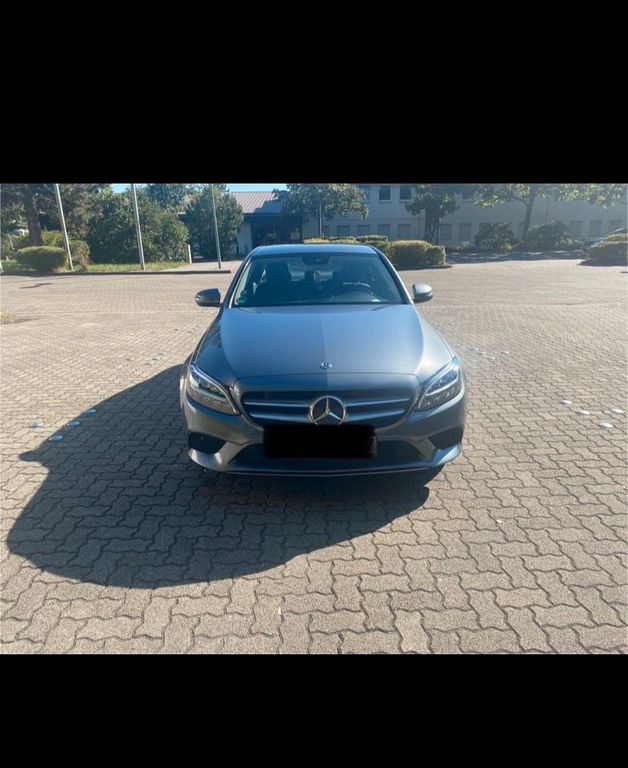 Image of Mercedes-Benz C 180