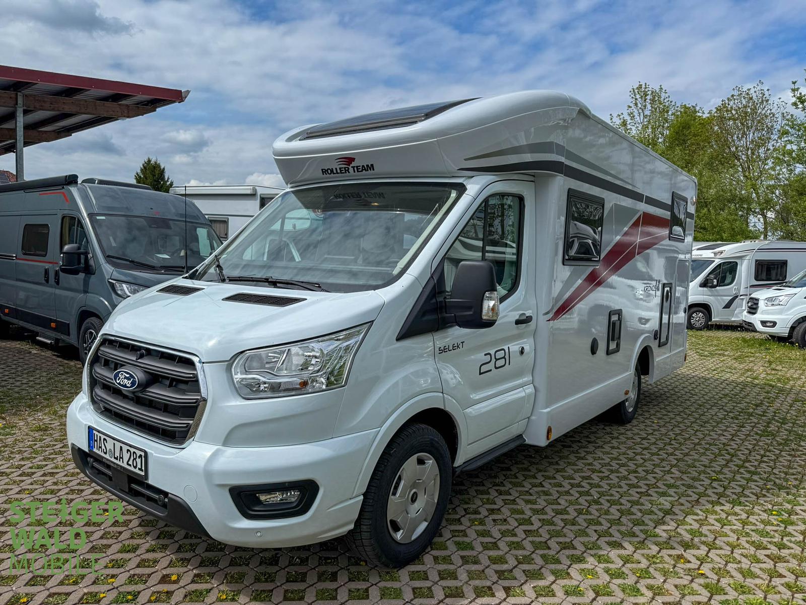 Roller Team KRONOS Fit 281 P*SAT+TV*Lithium*ACC*Uvm