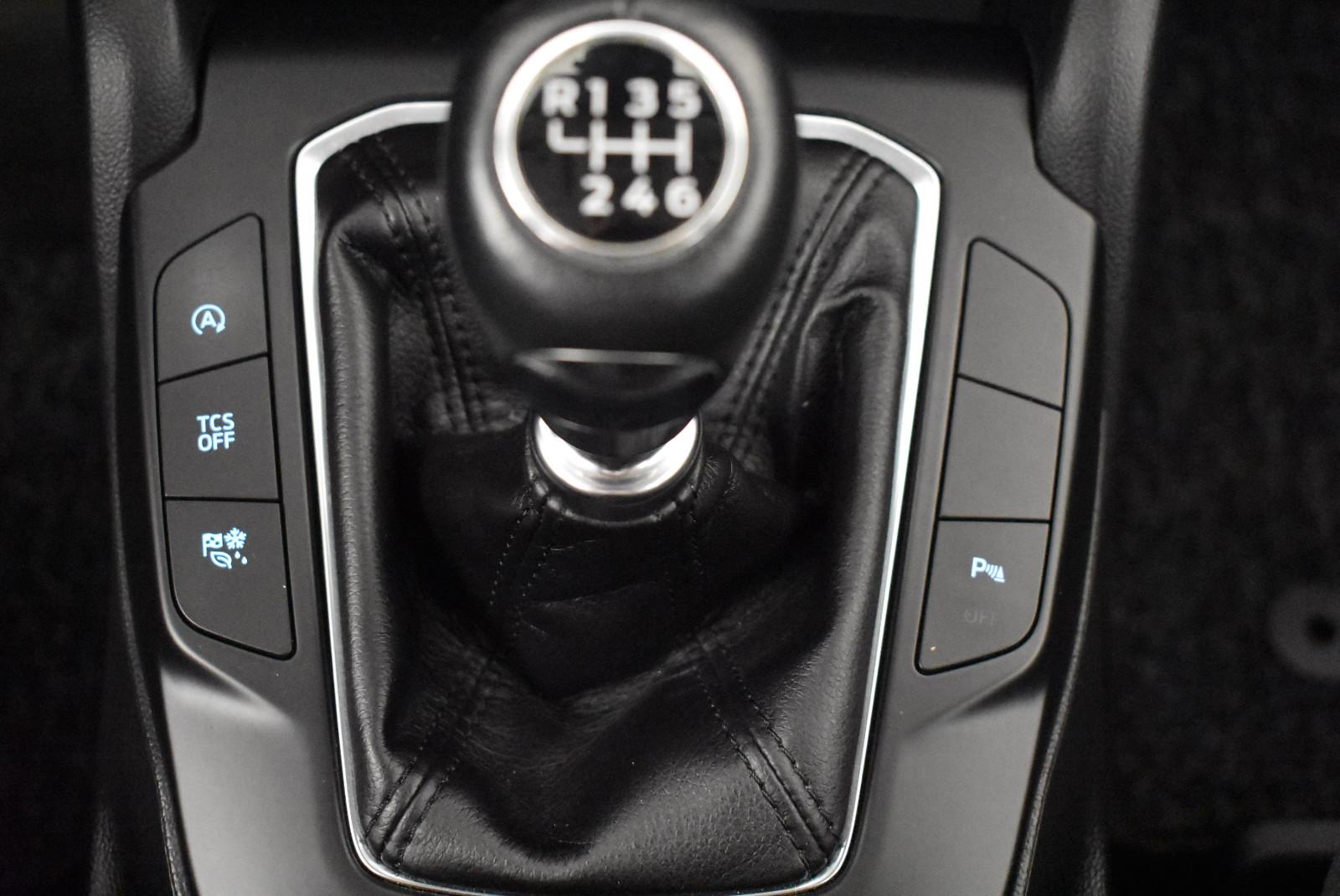 Ford Focus Turnier Cool & Con./LED/NAVI/SHZ/AHK/RFK