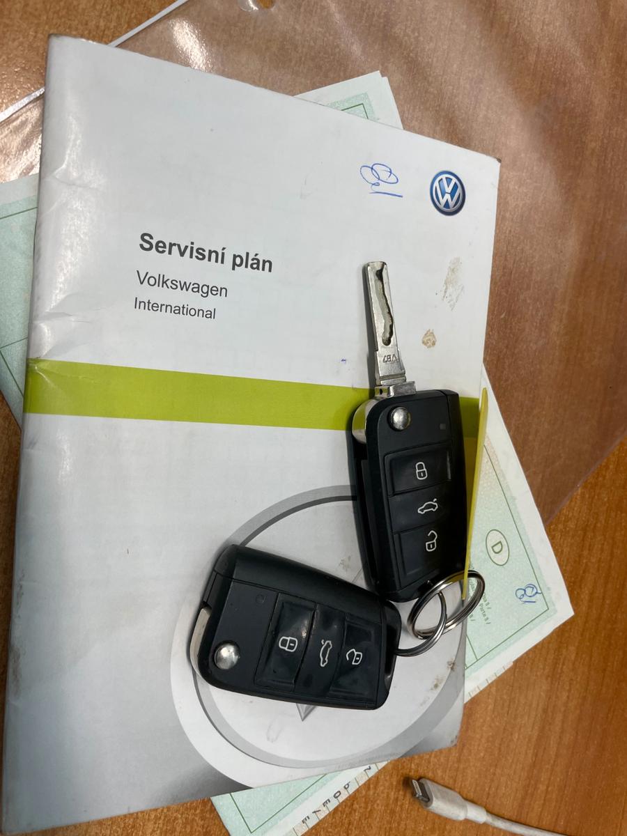 Volkswagen Golf 2015 — photo 23