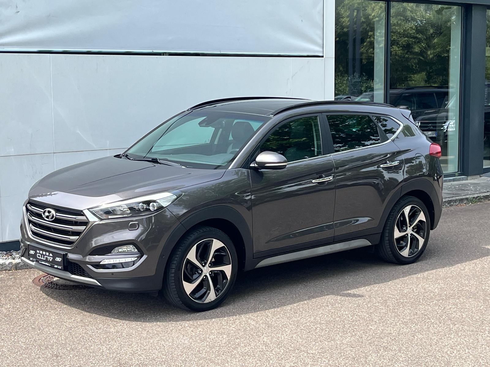 Hyundai Tucson Prem. 2.0CRDi DCT 4WD NAVI AHK PANO