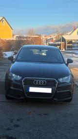 Audi A1 schwarz 1,4 l 122 PS sparsam - Audi A1: 122 Ps