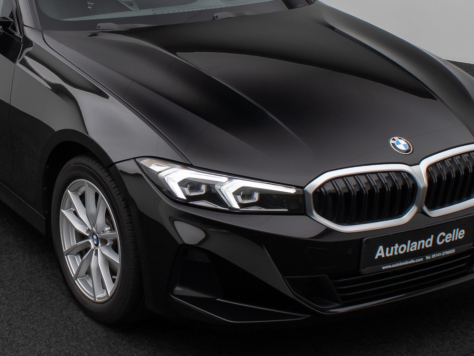 Fahrzeugabbildung BMW 320d HUD DAB CockPitPro Geschwindigkeitsr Sport