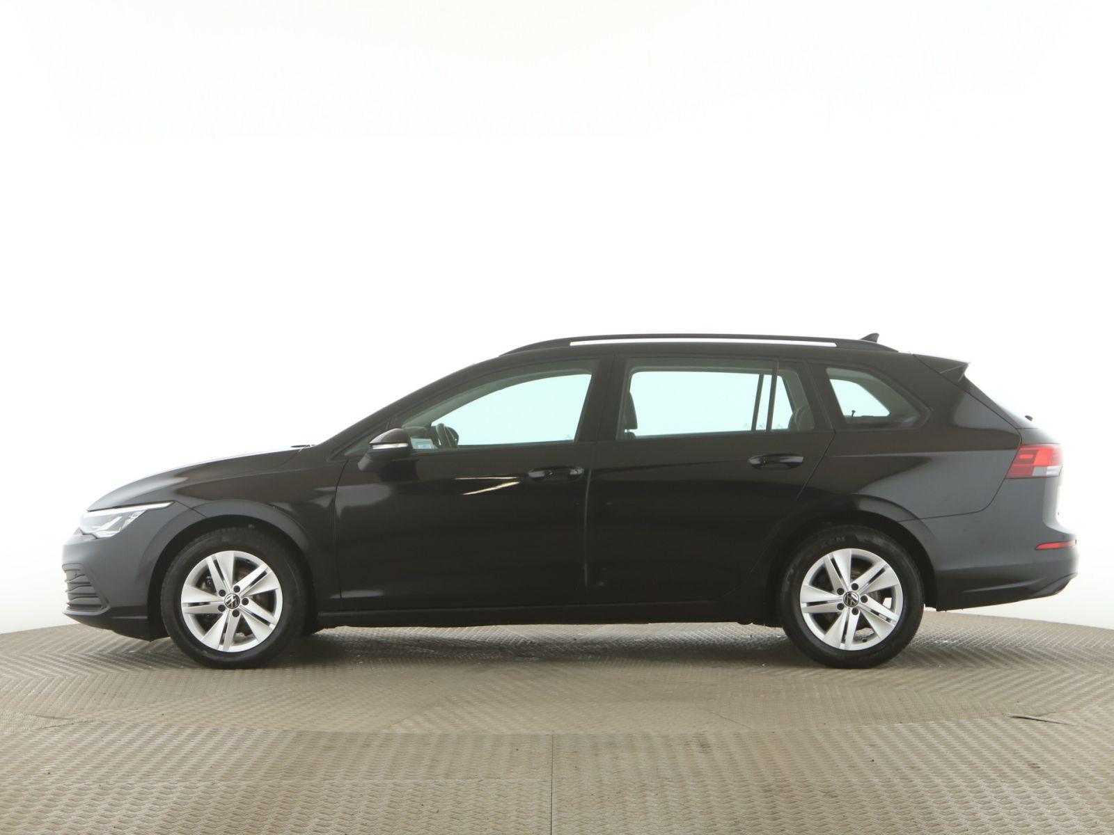 Volkswagen Golf VIII Variant 1.0 TSI Life LED+PDC+Navi+SHZ+