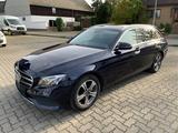 Mercedes-Benz E 220 d 4Matic  Beam / Kamera / Distronic / - Mercedes-Benz E 220: Kombi