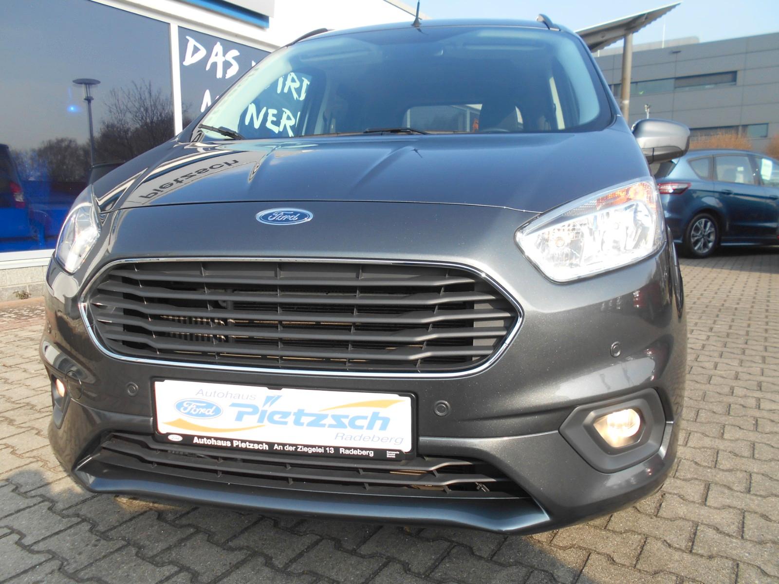 Ford Tourneo Courier Titanium *AHK*LMF*NAVI*SHZ*