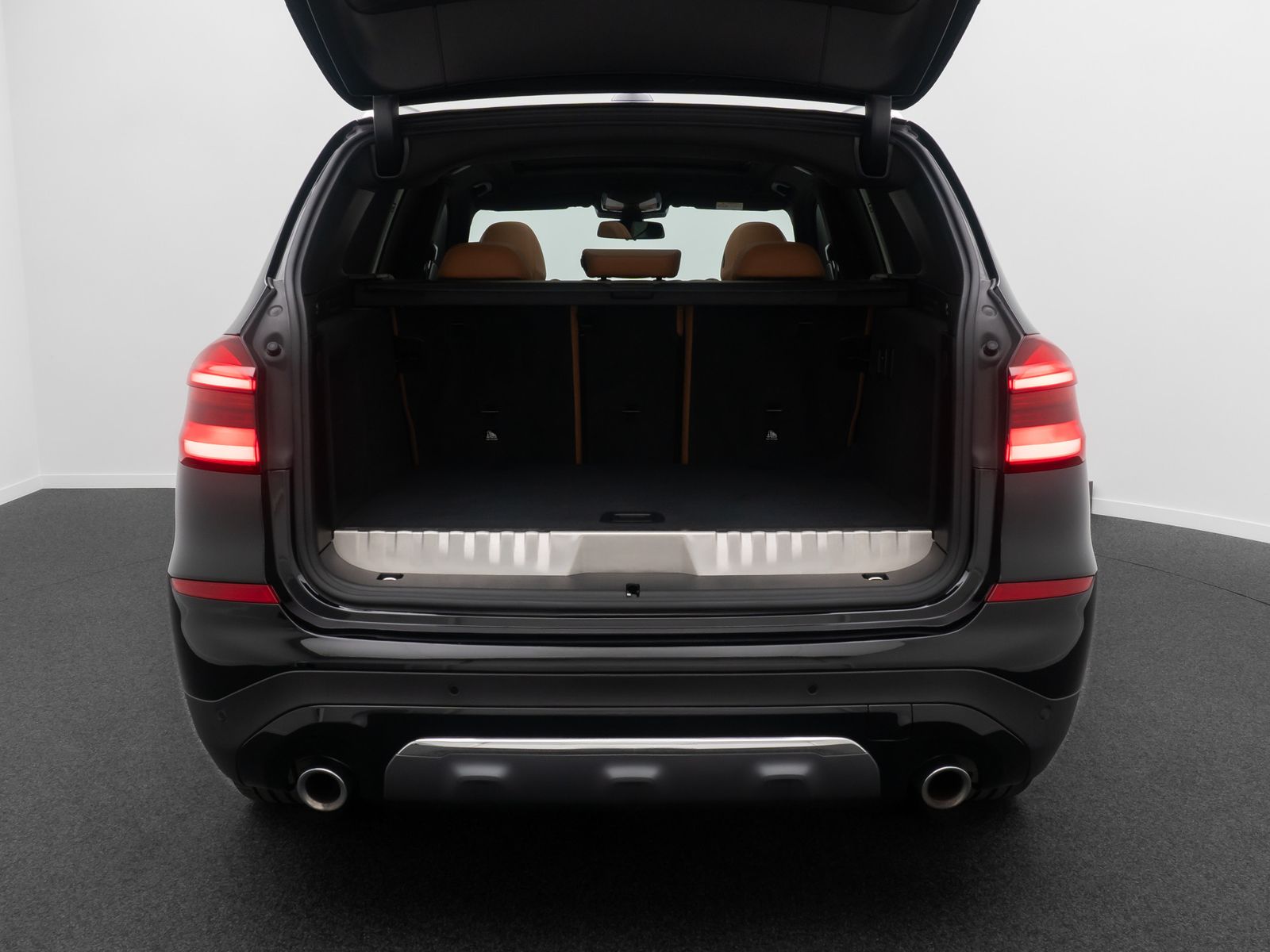 Fahrzeugabbildung BMW X3 xD30e LuxuryLine HUD 360&deg;Panorama HiFi 19Zoll