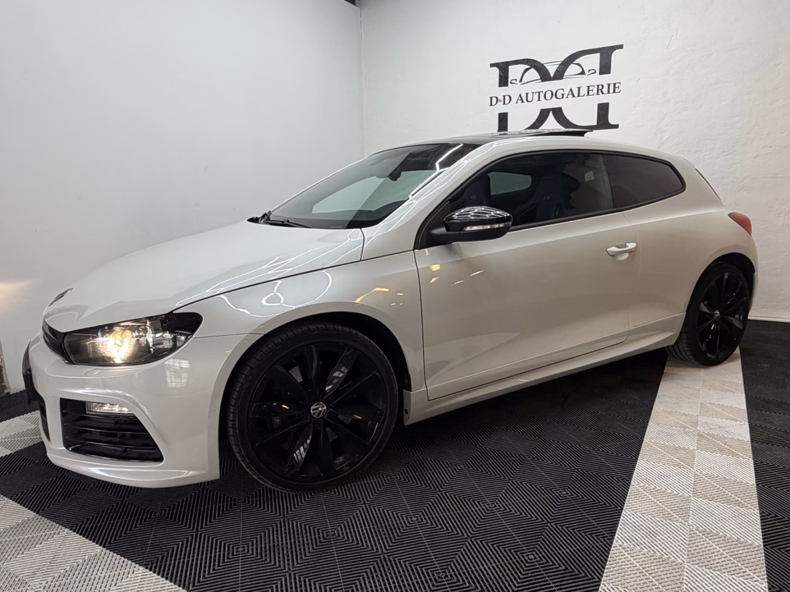 Volkswagen Scirocco R Schale|Pano|JP-328Ps|Klappen-AGA|DCC|