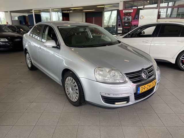 Volkswagen Jetta 1.6 Comfortline