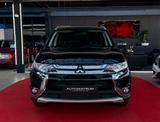 Mitsubishi Outlander Plus 2,2DI-D LED/TEMP/KAM/SHZ/ - Mitsubishi Outlander mit Diesel-Antrieb: Geländewagen