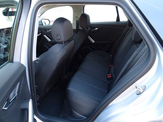 Q2 30 TFSI advanced / Komfort-Paket Plus