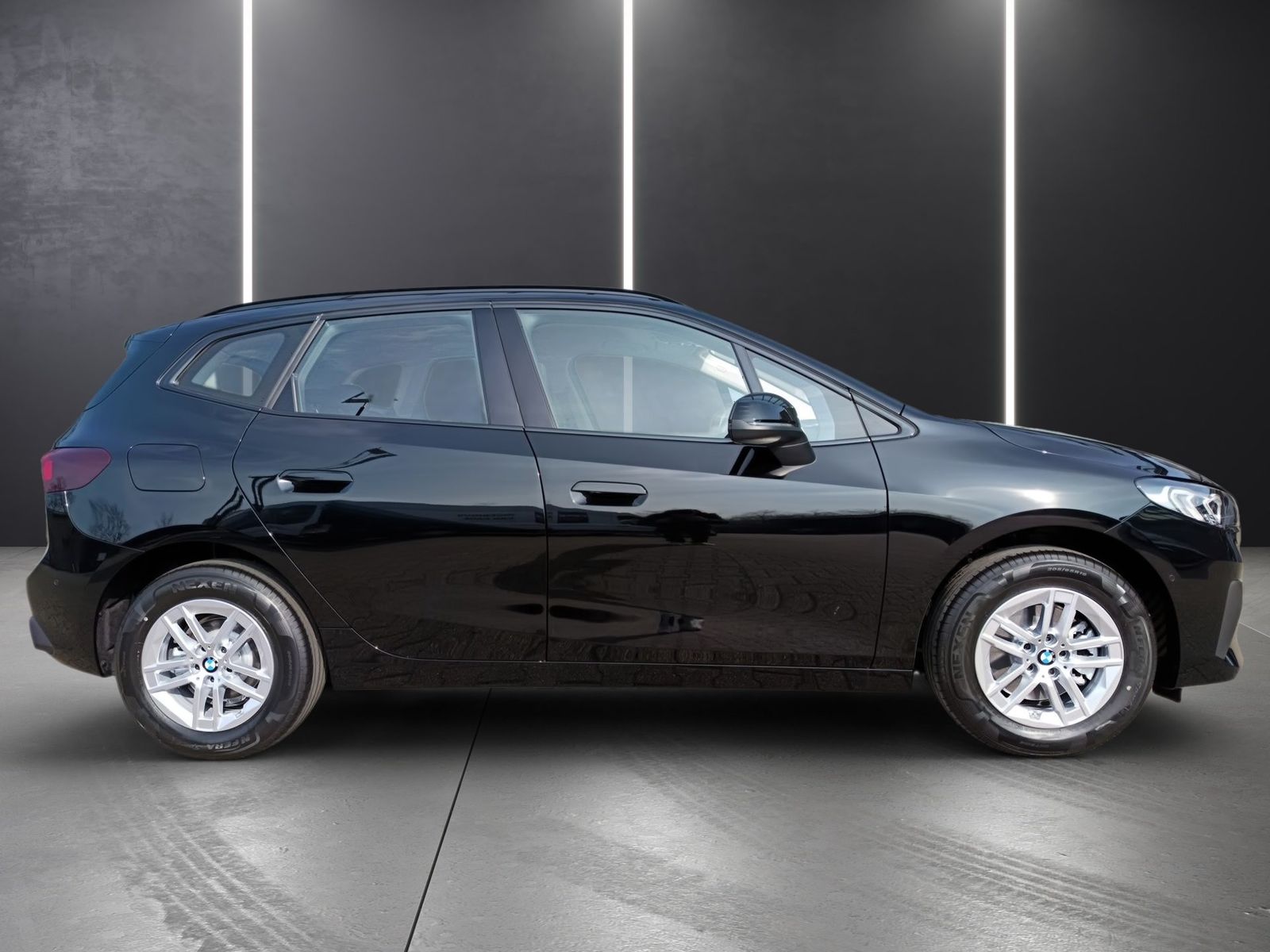 BMW 216 Active Tourer - Bild 3