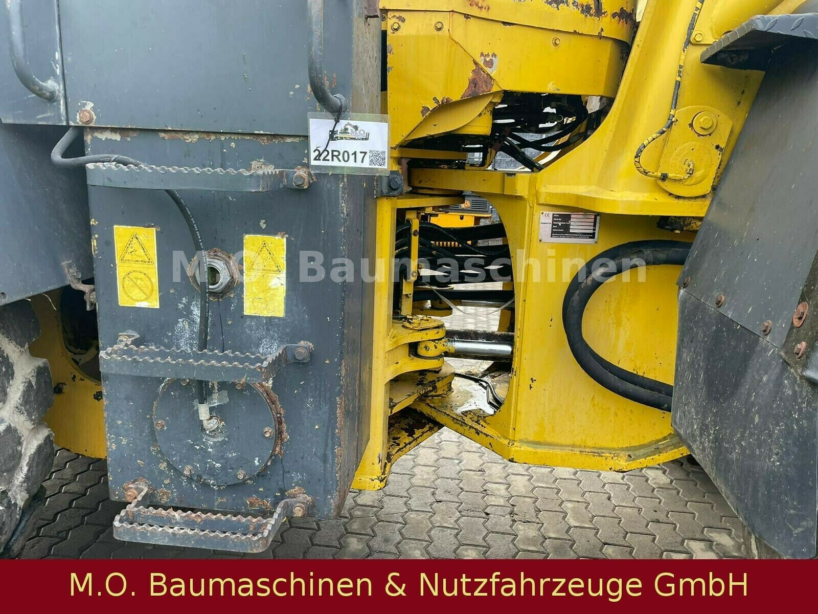 Fahrzeugabbildung Komatsu WA 420-3H / AC / ZSA / Waage /