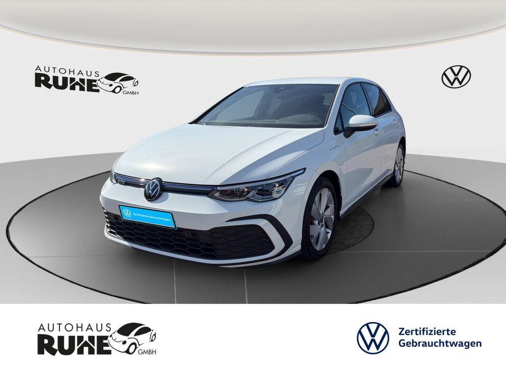 Volkswagen Golf VIII GTE 1.4 eHybrid 110 kW DSG foto 1