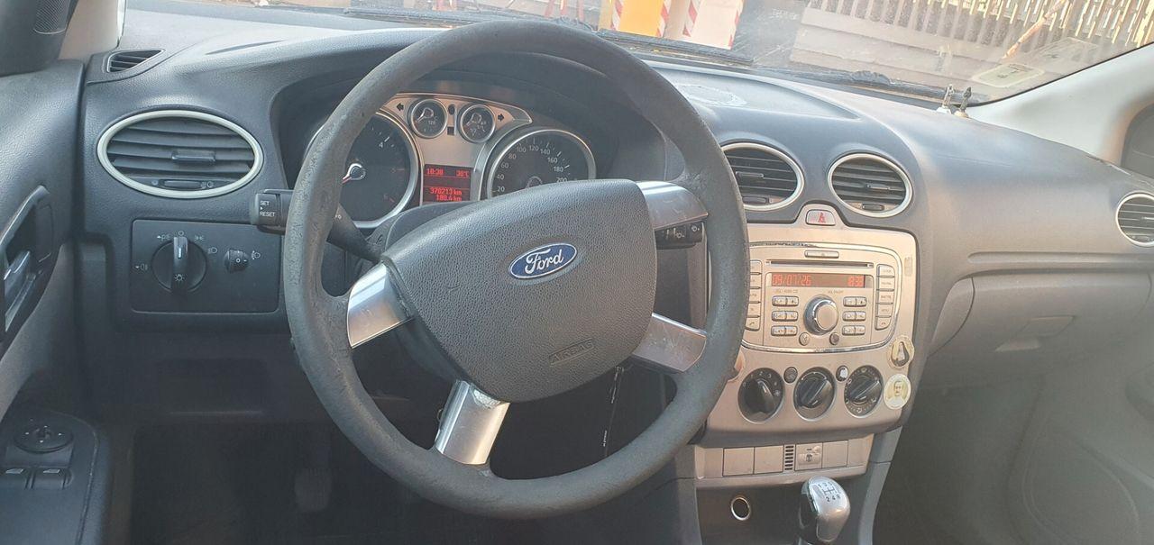 Ford Focus 2008 — photo 5