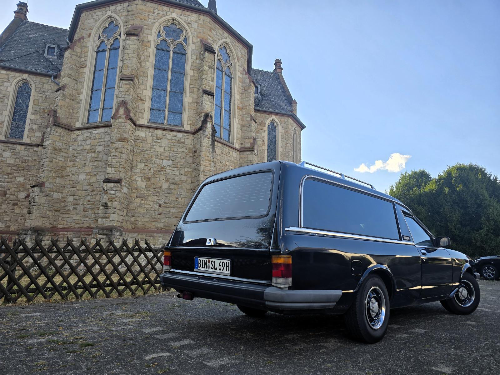 Ford Granada MK3 Leichenwagen / Bestattungswagen