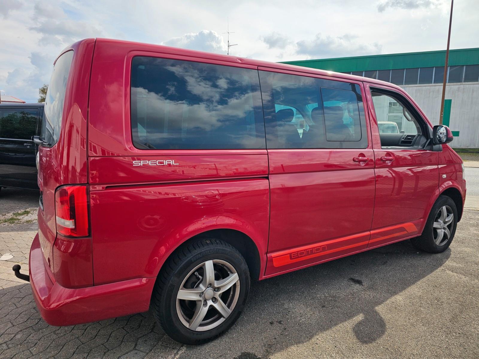 VOLKSWAGEN T5 MULTIVAN 2.0 TDI 140CH - BVM - CHAUFFAGE AUXILLIAIRE - TOIT OUVRANT - 1ERE MAIN - DISTRIBUTION NEUVE