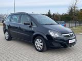 Opel Zafira B 1.8 Family TÜV NEU 7-Sitzer AHK - Opel Zafira Gebrauchtwagen in Bremen