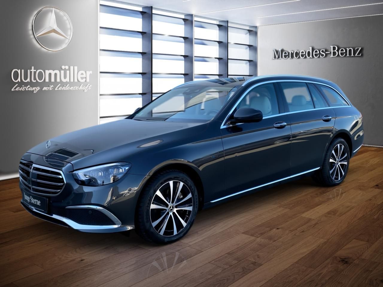 Fahrzeugabbildung Mercedes-Benz E 300de 4M T WIDESCREEN+AHK+EASYPACK+AMBIENTE+