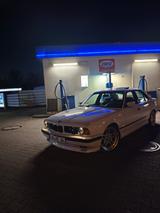BMW E 34  525i - BMW 525: E34