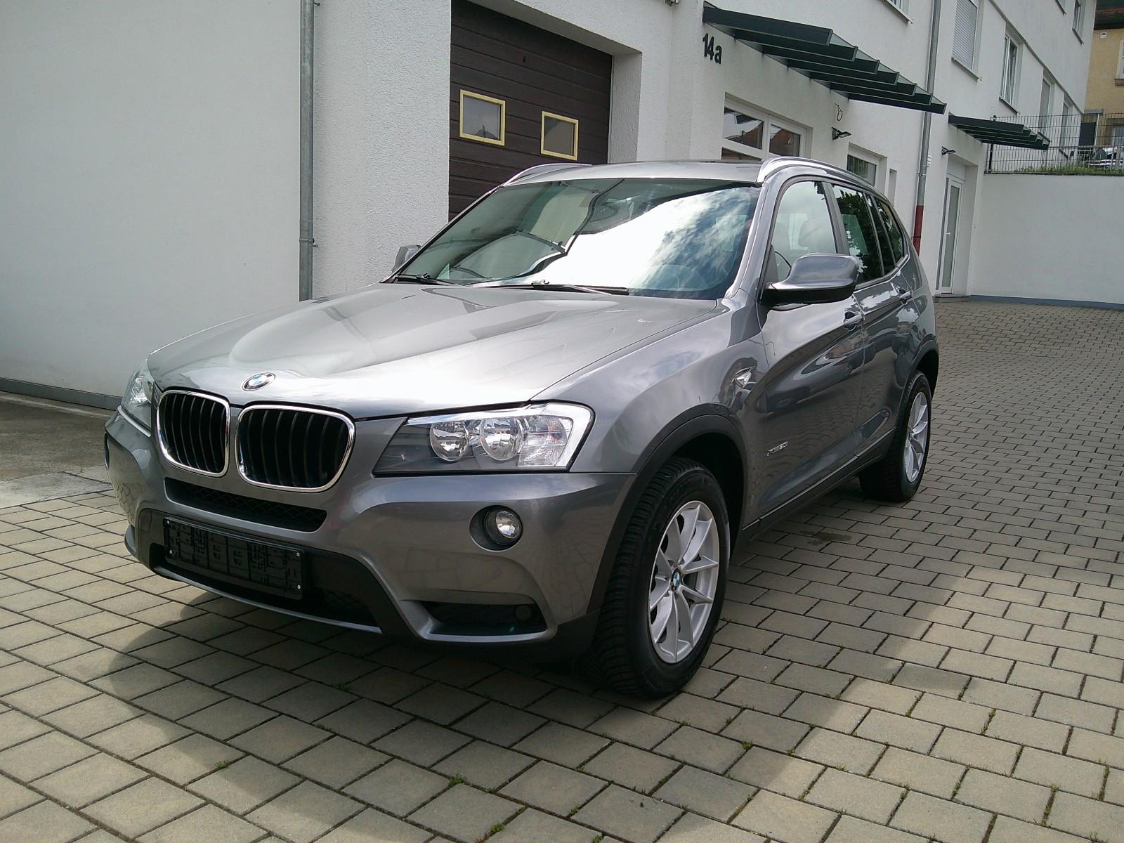 BMW X3 xDrive 20 i AUT. PANORAMA AHK PDC 1. HAND