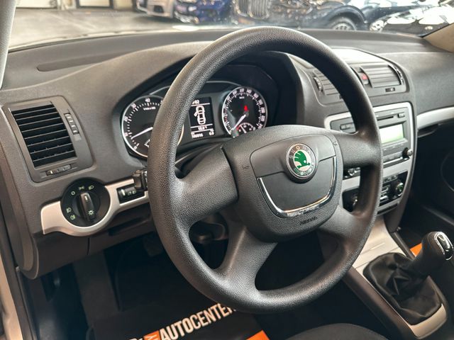 Skoda Octavia Lim. Family *SZHZ*PDC*ISOFIX-BEIFAHRER*