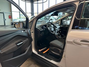 Ford Grand C-MAX Titanium *Pano*Navi*7Sitzer*