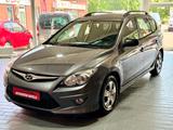 Hyundai i30 CW 1.4 Classic/1.Hand/Klima/Nr.20 - Hyundai i30 aus 2011: I30cw
