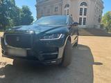 Jaguar F-Pace 2.0 Diesel Prestige AWD  Ba... - Jaguar F-Pace in Hannover
