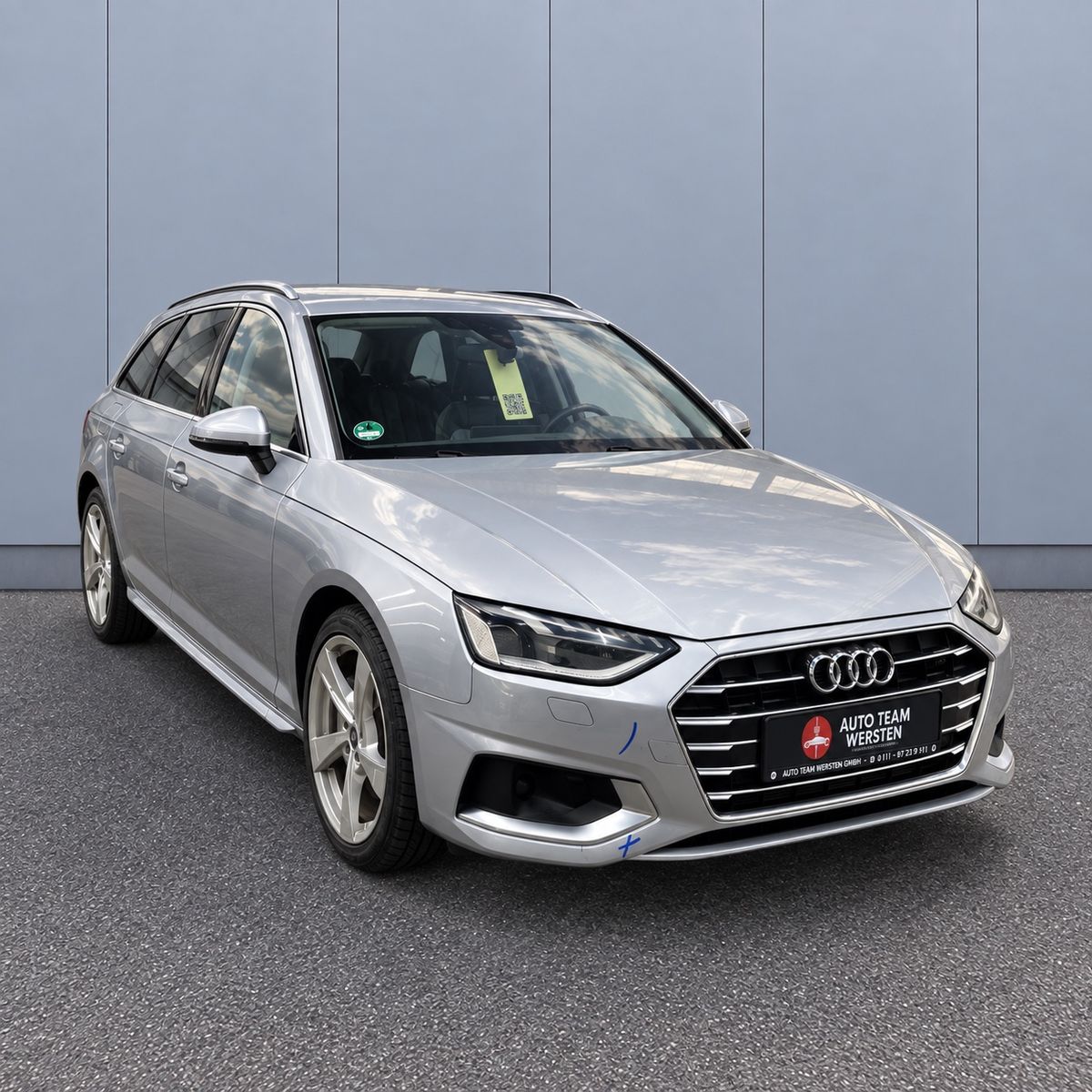 Audi A4 - 1