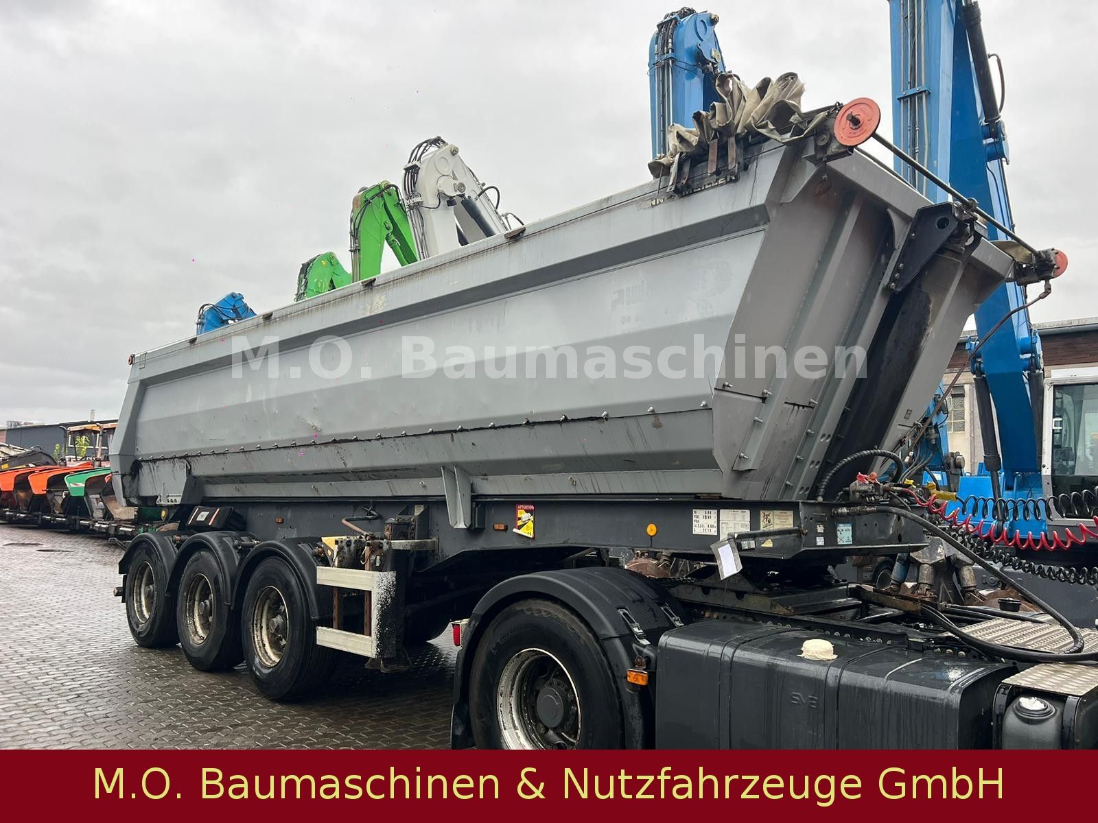 Fahrzeugabbildung Meiller 3 Achser / Luft / Plane T 39 T /