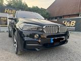 BMW X5 M50 d*2.HAND*HEAD UP*PANO*AHK*HARMAN KARDON* - BMW X5 Gebrauchtwagen in Hannover