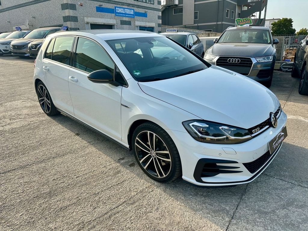 Image of Volkswagen Golf