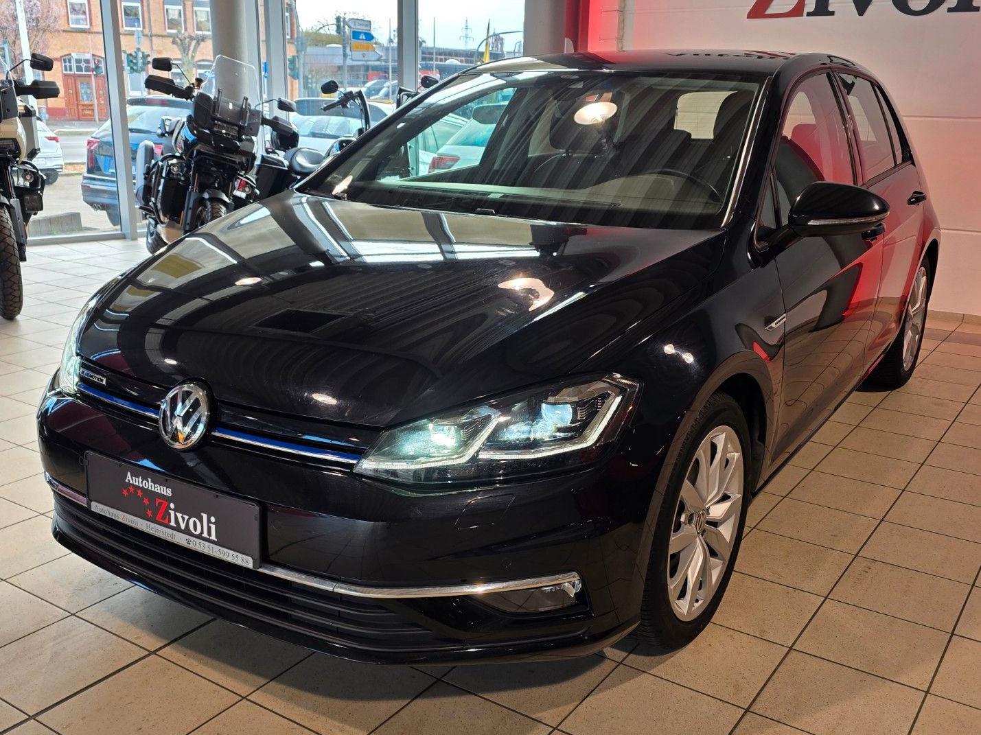 Volkswagen Golf VII Highline BlueMotion*LED*ACC*LANE*NAVI*