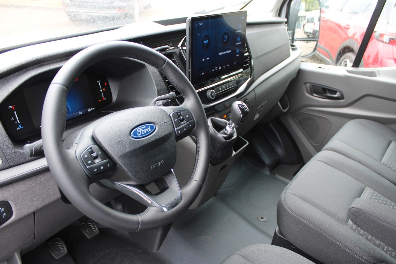 Fahrzeugabbildung Ford Transit L3 H2 Kasten LKW HOCHDACH KLIMA AHK CAM