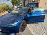 Tesla Model 3 Highland LR Blue RW Alcantara + Winter  - Tesla Jahreswagen