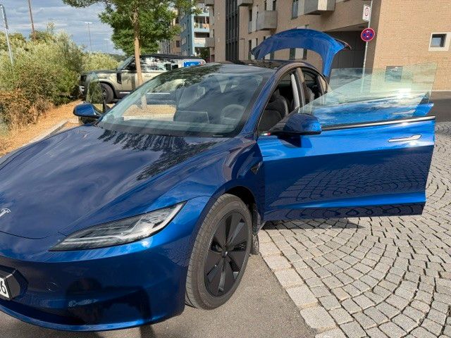 TESLA Model 3 Highland LR Blue RW Alcantara + Winter 