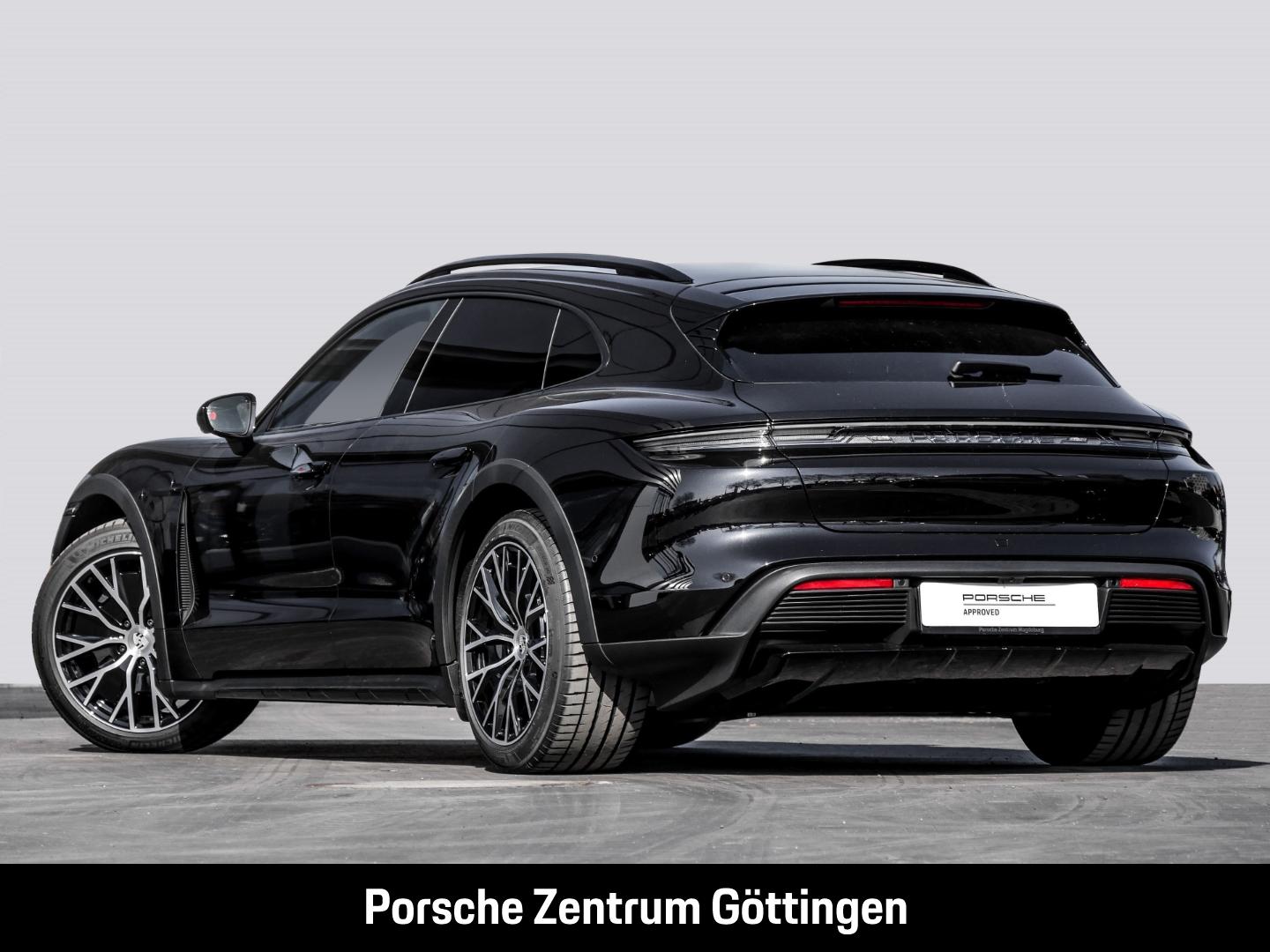 Porsche Taycan 4 Cross Turismo Surround-View InnoDrive