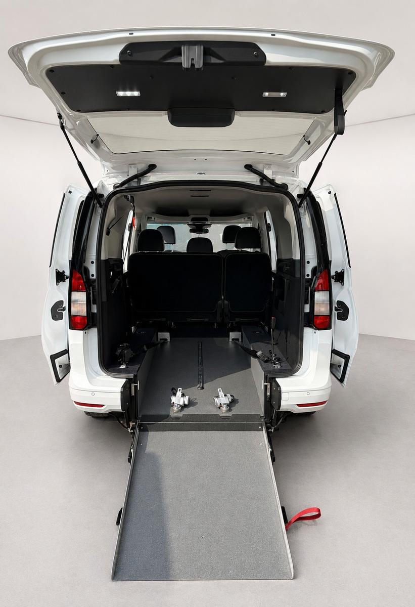 Ford Connect Lang Heckausschnitt Rollstuhl Rampe