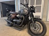 Triumph Bonneville T120 Black - TRIUMPH BERLIN