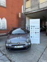 Andere Fiat 500 1.0 Hybrid Red - Andere: Grau, Panorama-Dach, Limousine